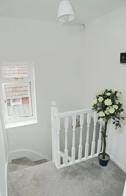 Modern 3 Bed In Cotswold Villa GLOUCESTERSHIRE